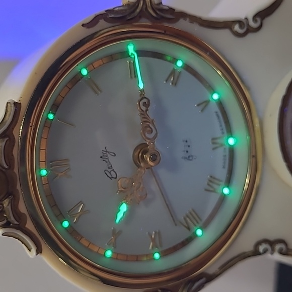 Rensie German dancing ballerina grandfather style musical mantle clock - Picture 12 of 12